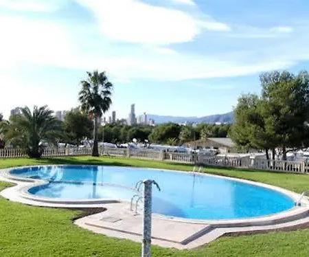 مكان تخييم Camping Raco